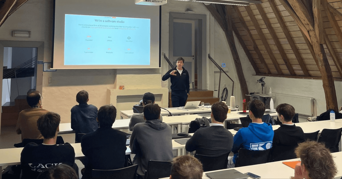 Guiding a product development project course at KU Leuven